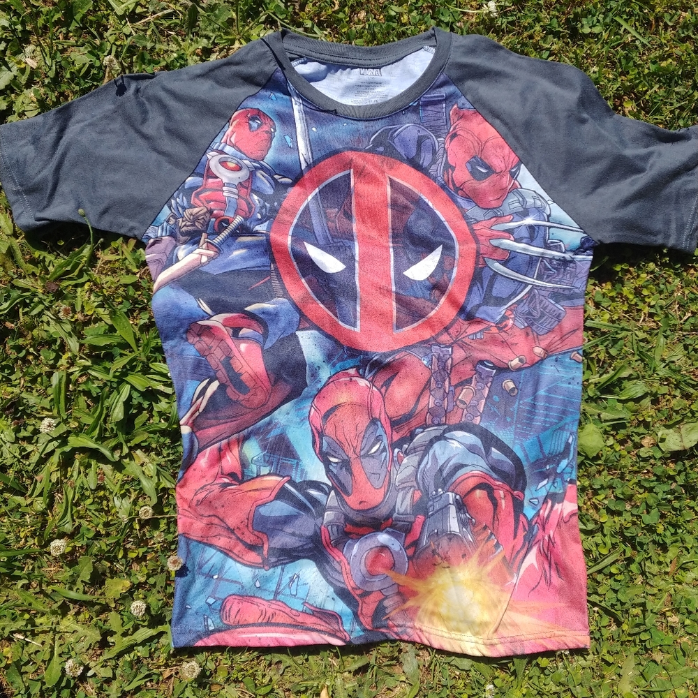 Deadpool shirt